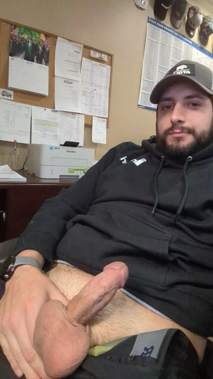 Beard ✅ Boner ✅ posted by dago_w