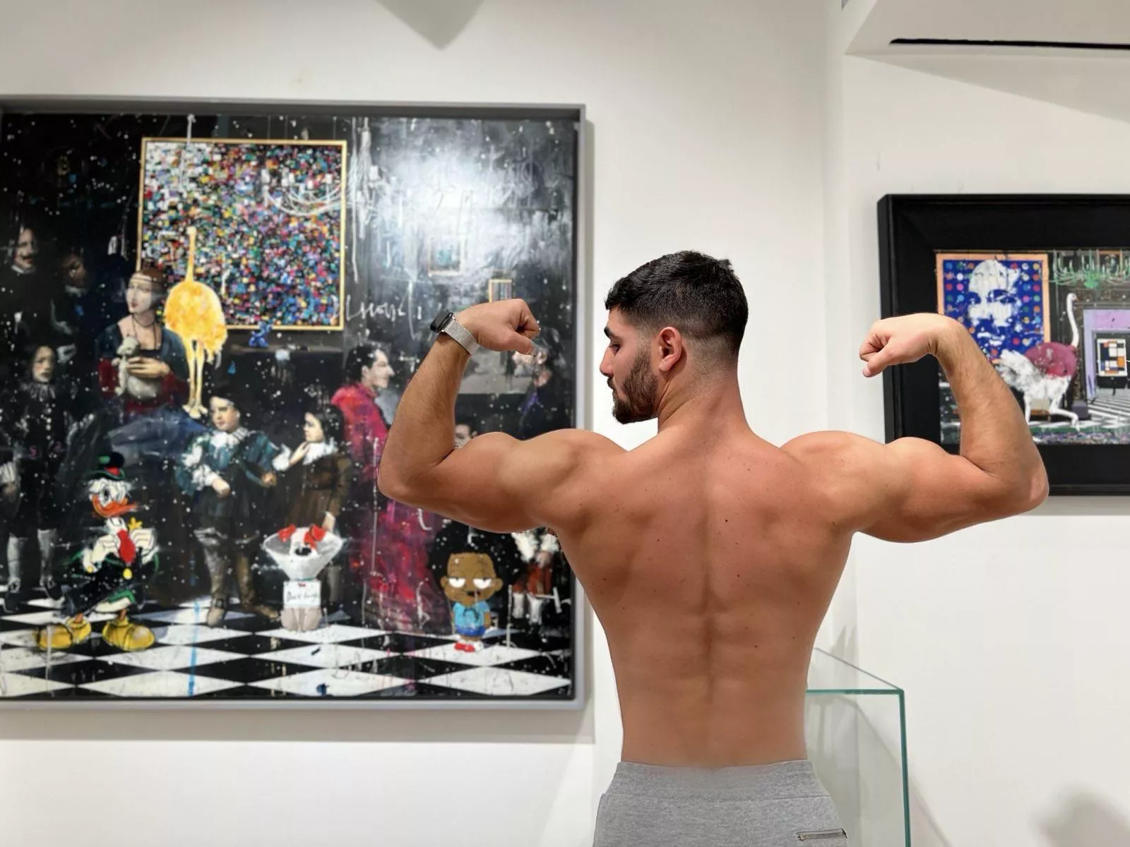 Behold posted by thebicepsking