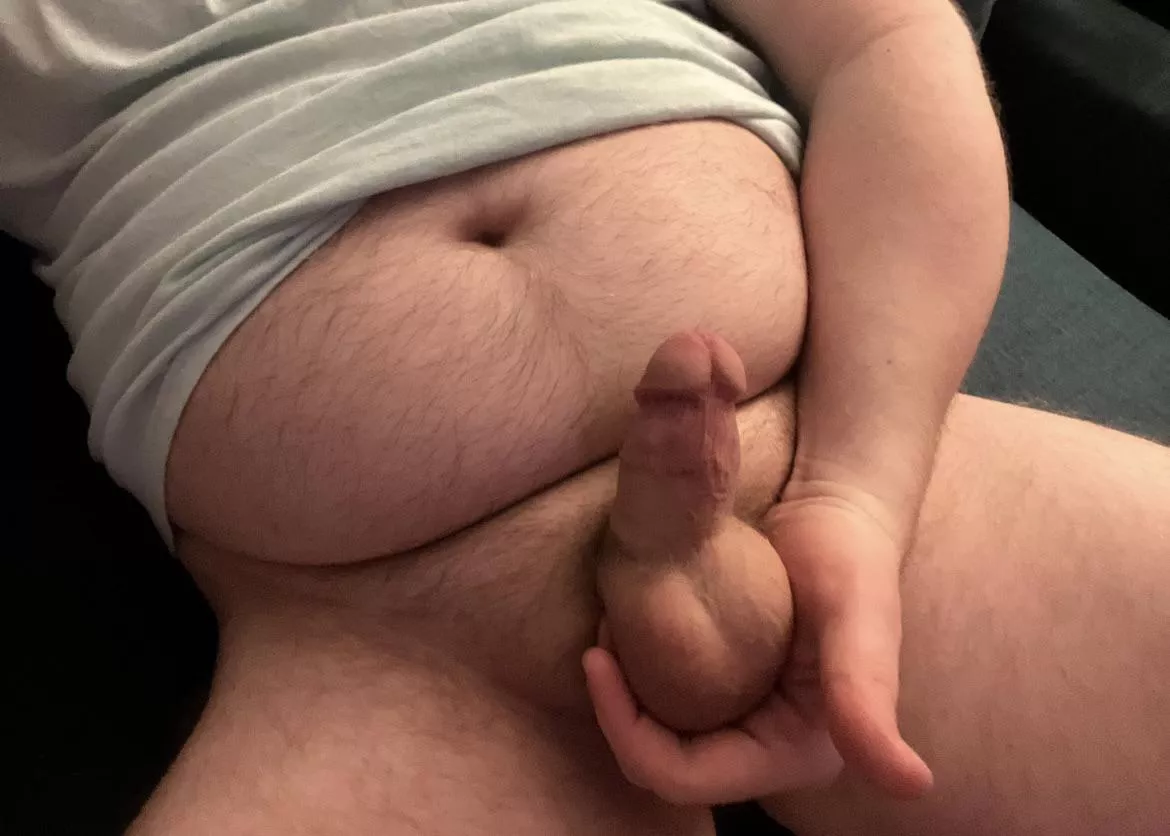Chilling by Bear_Gaymer