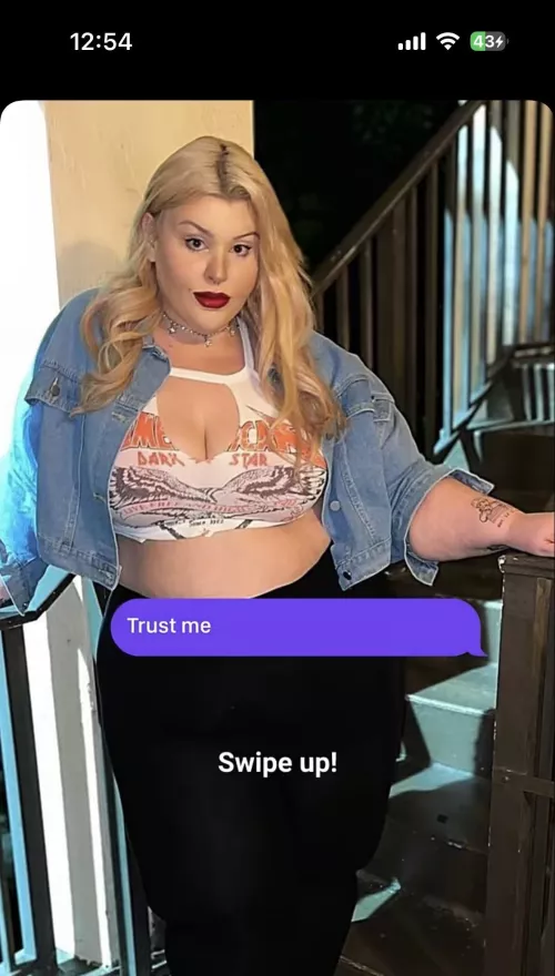 Does literally anyone know her name? From the hily app by Zjohnson1394