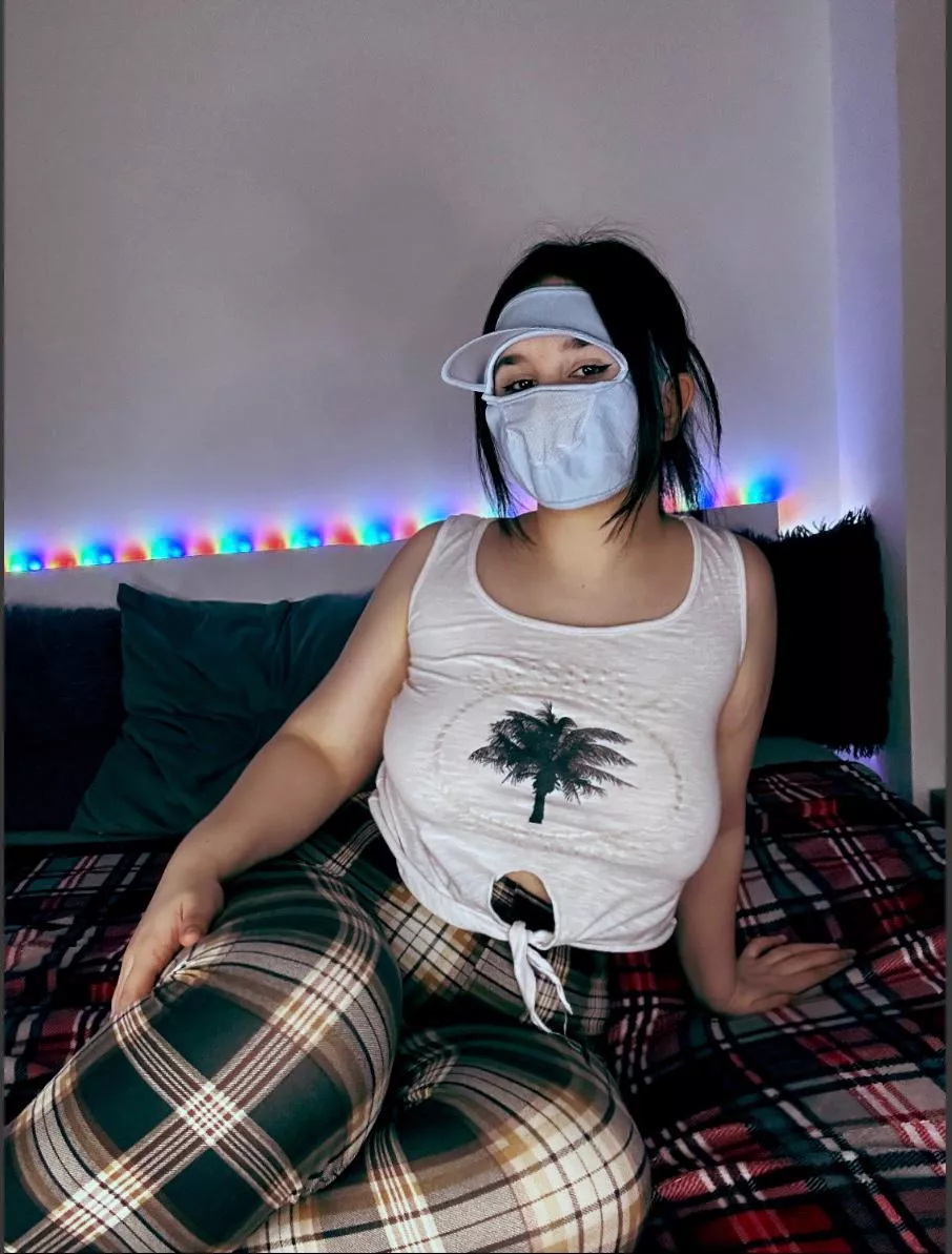 Enjoying my braless life posted by Lil_Wicked_Evelyn