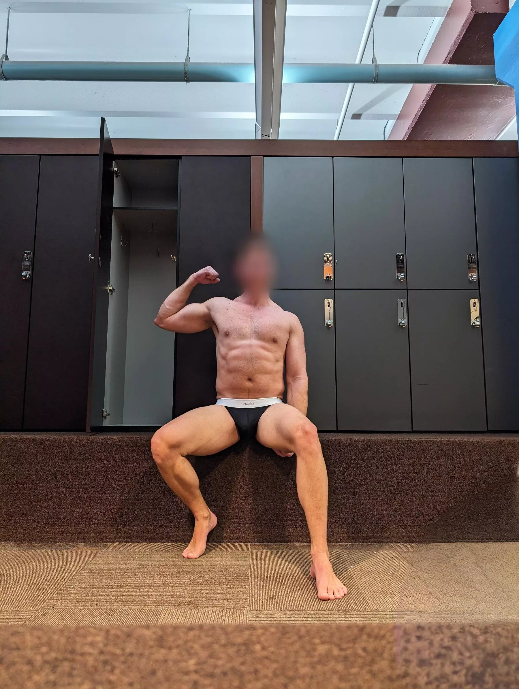 Feeling myself in front of your locker [37] posted by Potential-Sandwich99