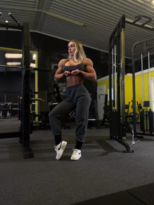 Hailey by Thefitnessbarbie