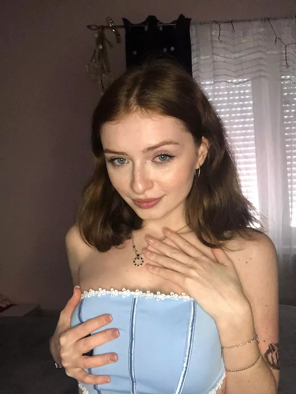 Happy humpday posted by your_lustfulgirl