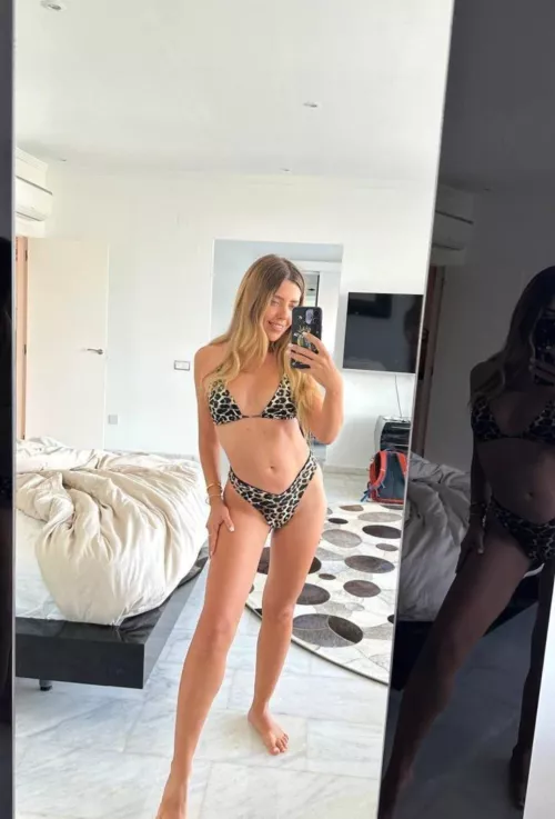 I feel like a leopard hee hee by RoyalSexyLioness