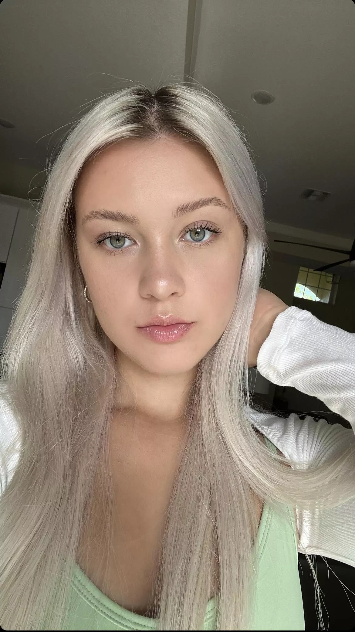 I know you can't say no to this blonde posted by sidmin