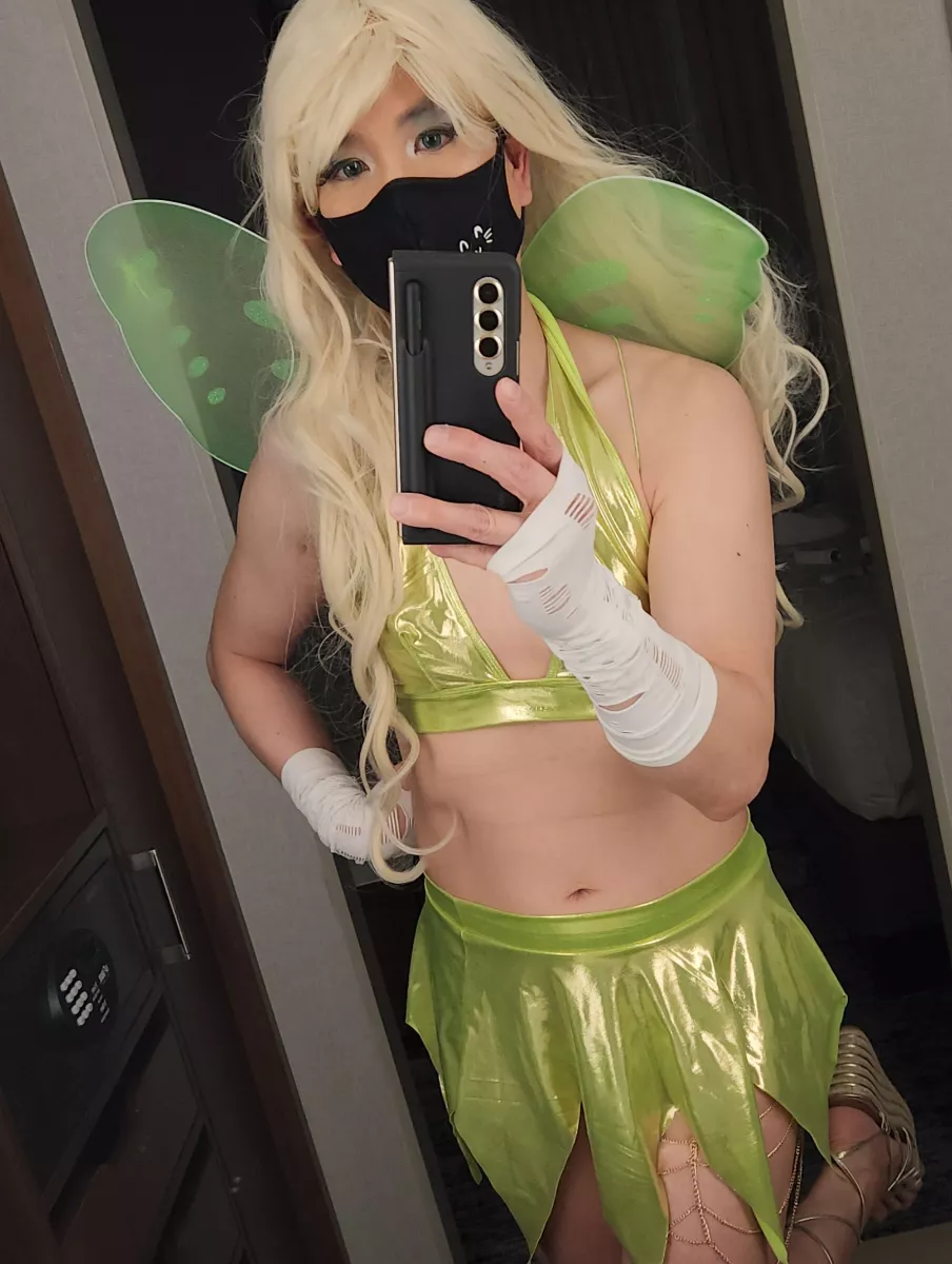 I love my wings 🩷🧚‍♀️ posted by VaguelySailorMoon