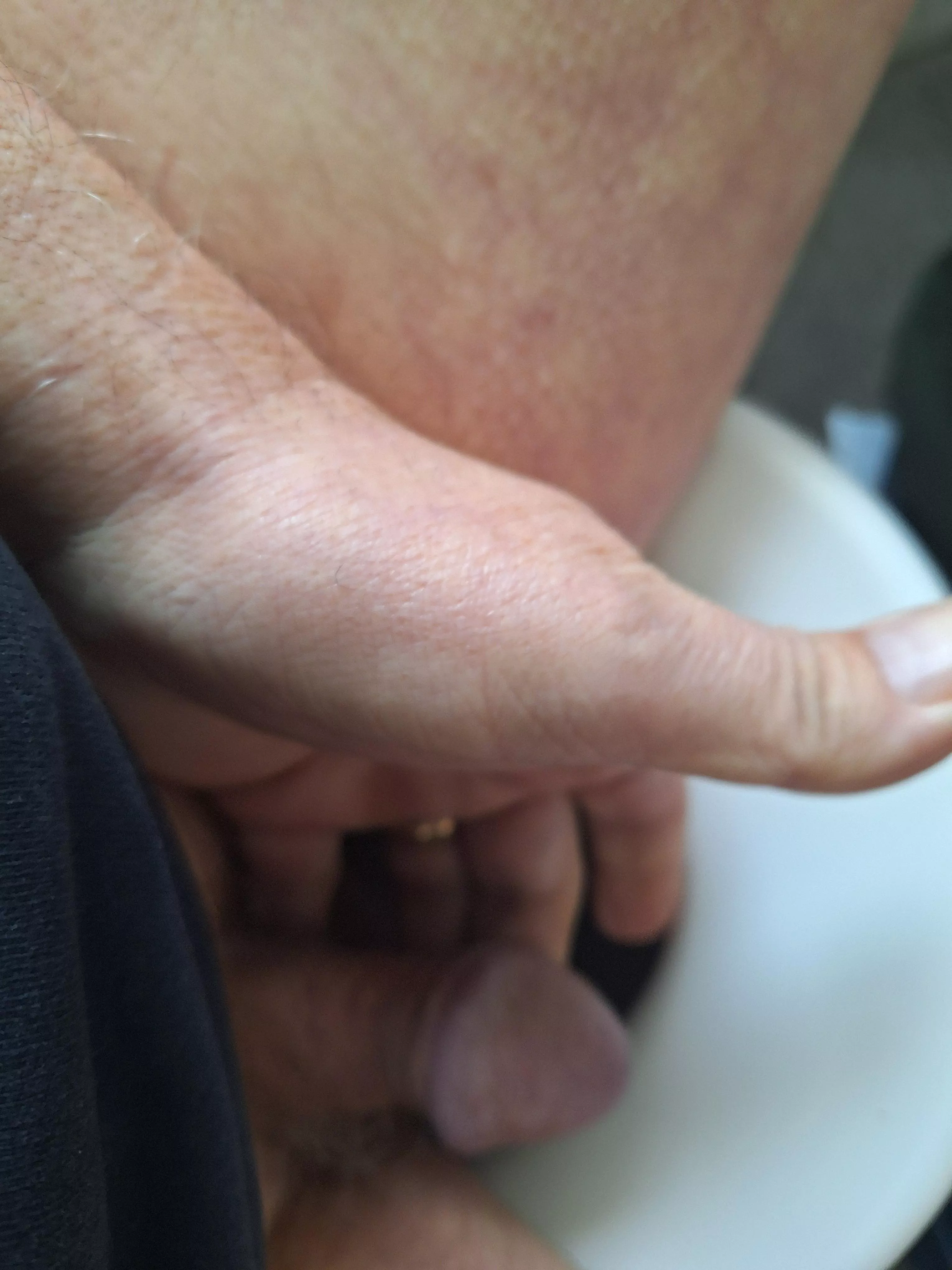 I want a big vieny cock to suck! posted by JIMBLOHIO