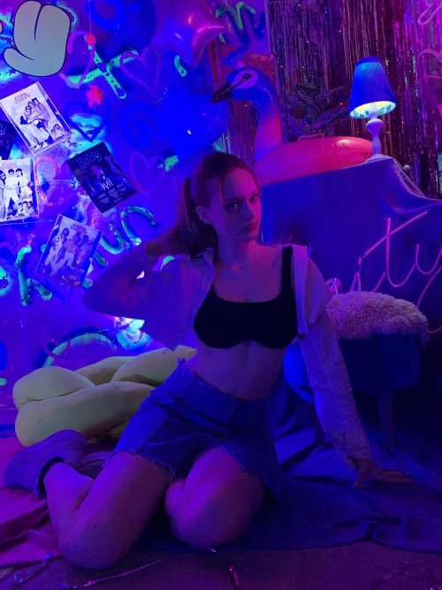 Is a tight skirt something that turns you on or off? F18 by Easypham