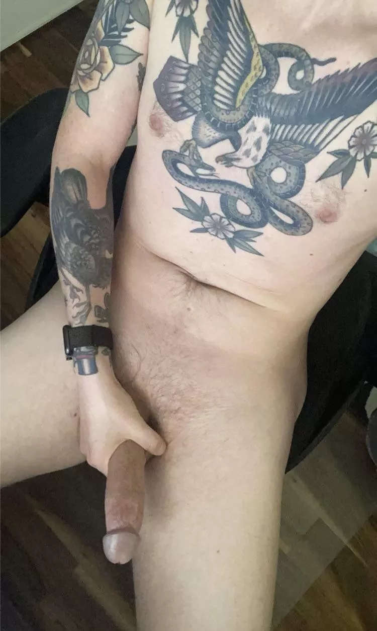 Just a little casual nudity posted by xgwild85