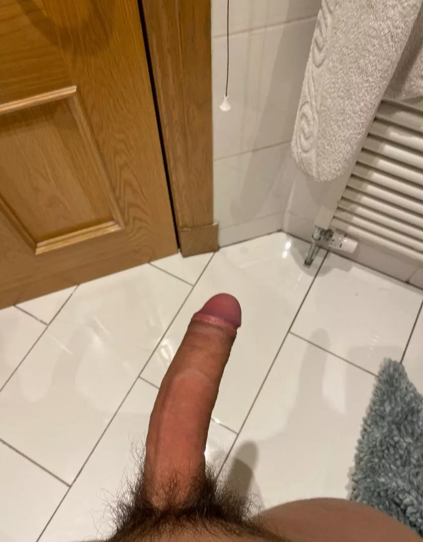 lol not even fully hard posted by innocentrizzler