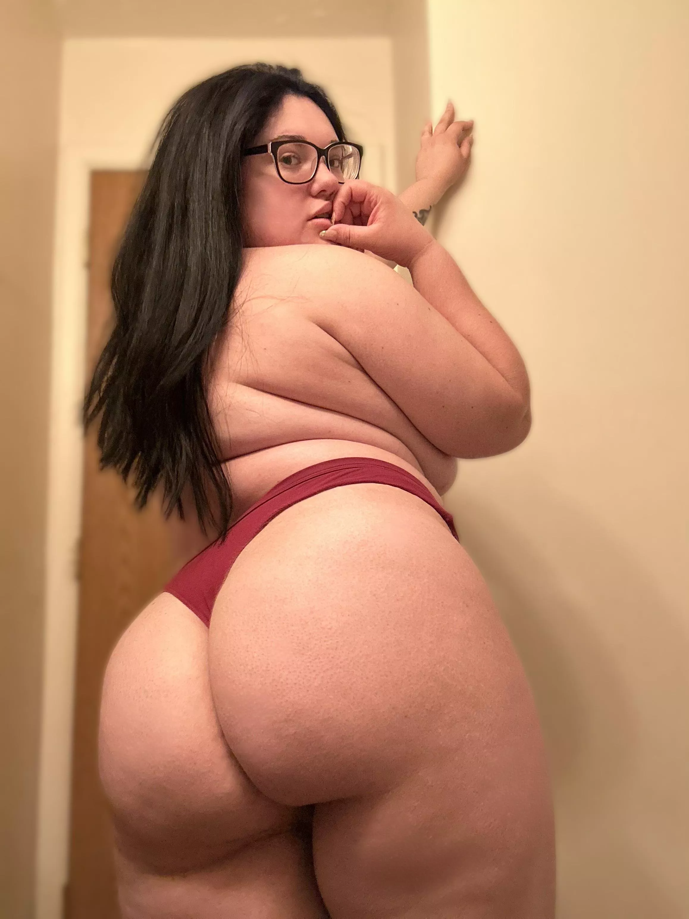 look back at it baby! posted by thangbatty