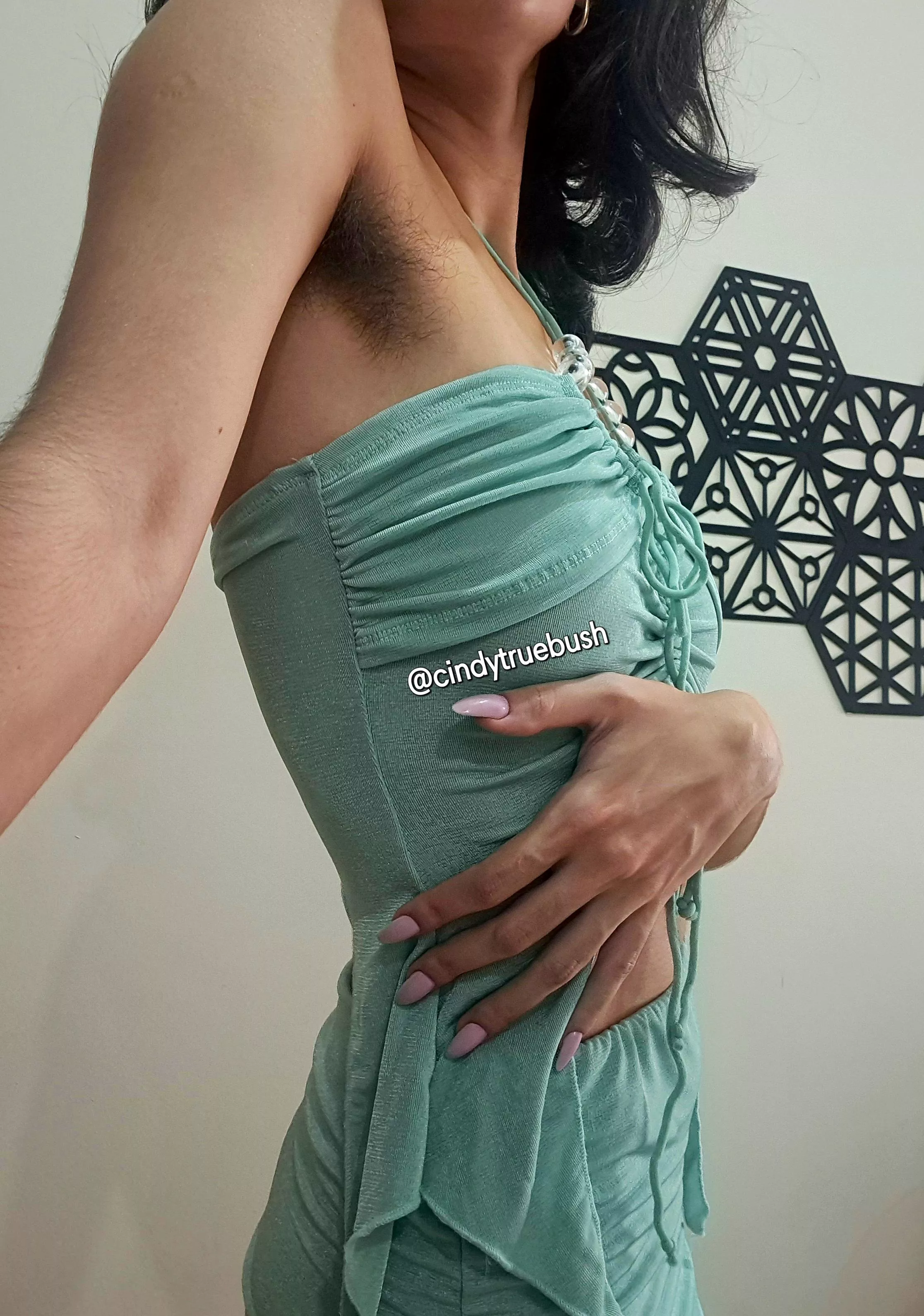 My pretty pits are part of my look 😍  posted by Cindytruebush