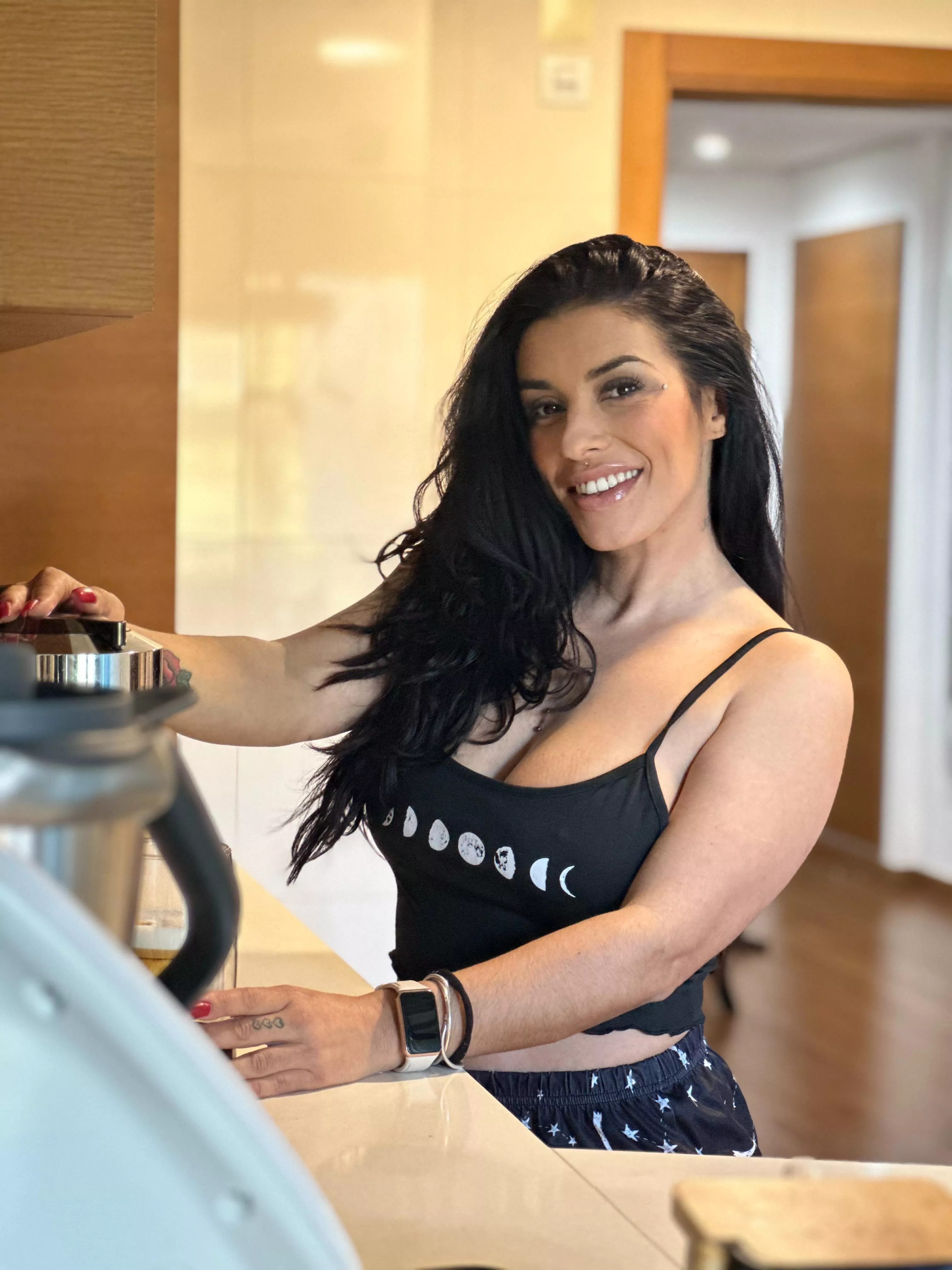 One Latte or one crop top? posted by UnawareTendency