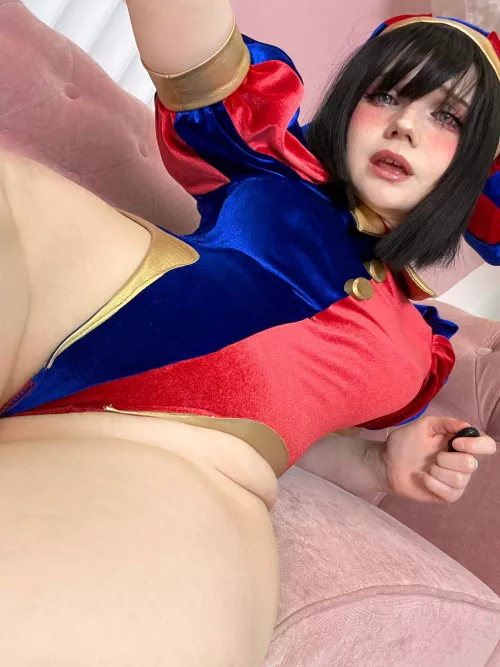 Pomni cosplay by Neyrodesu  by Neyrodesu