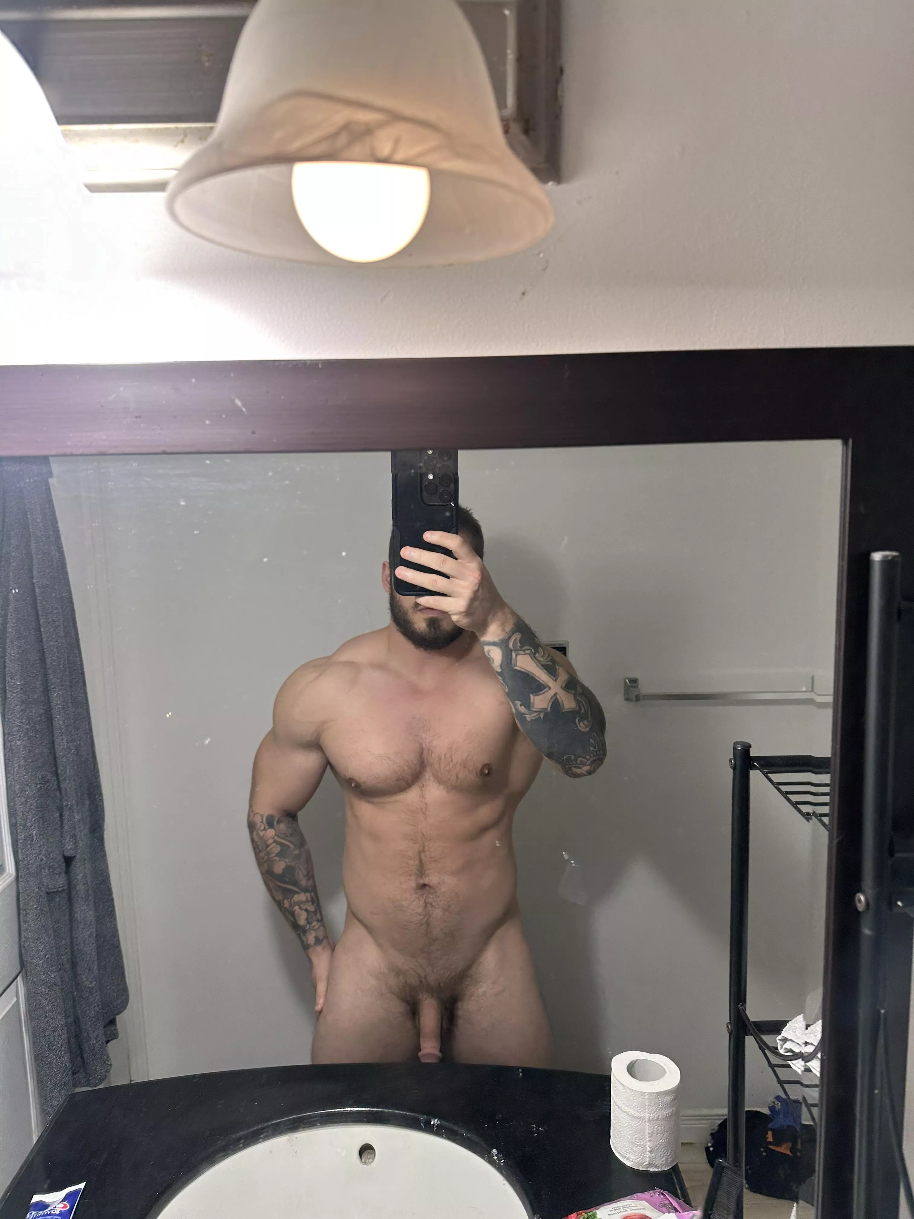 Showin off a little posted by moreweightsmoredate