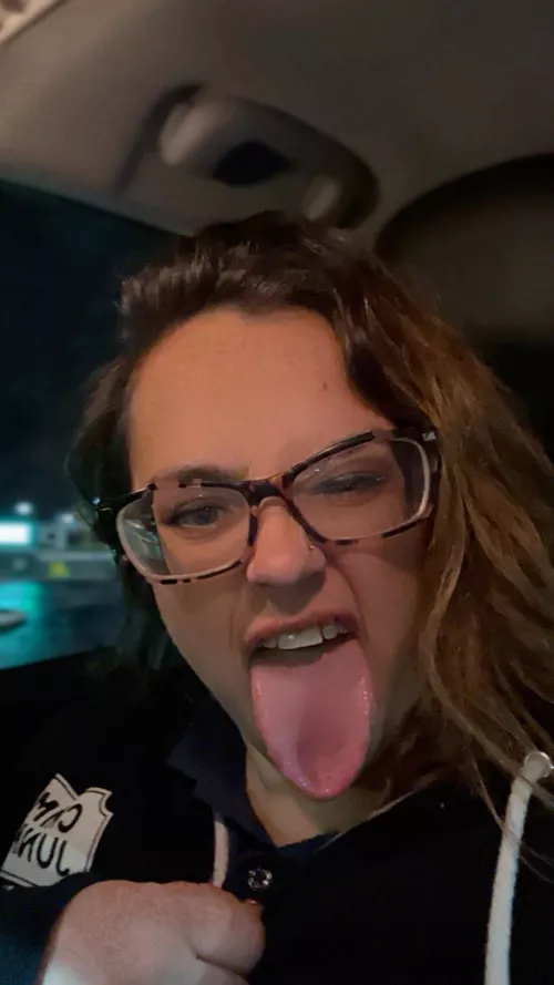 So bored at work, what’s everyone up to? by Rainbowcarnage85