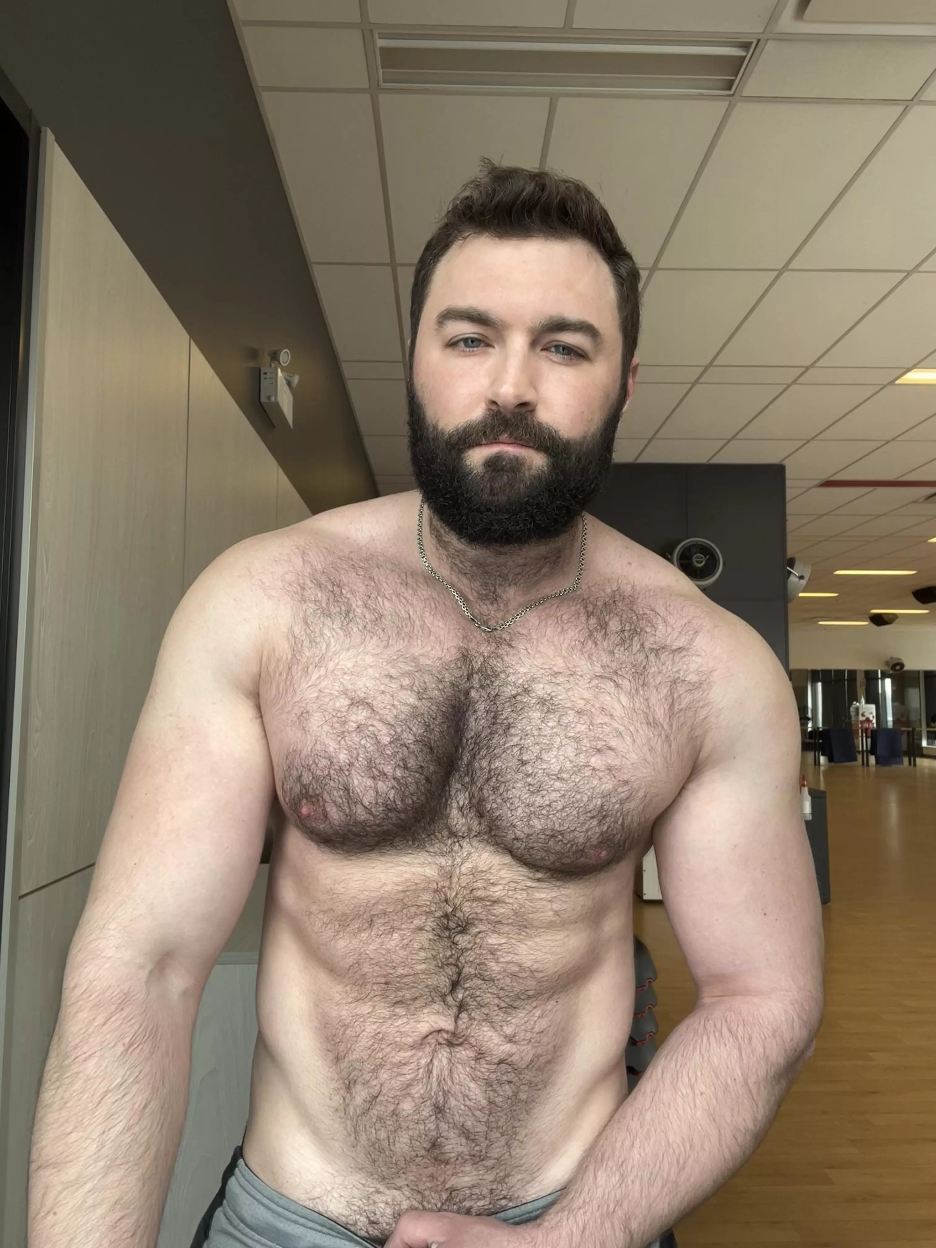 Starts to curl after a workout  posted by JockJunk
