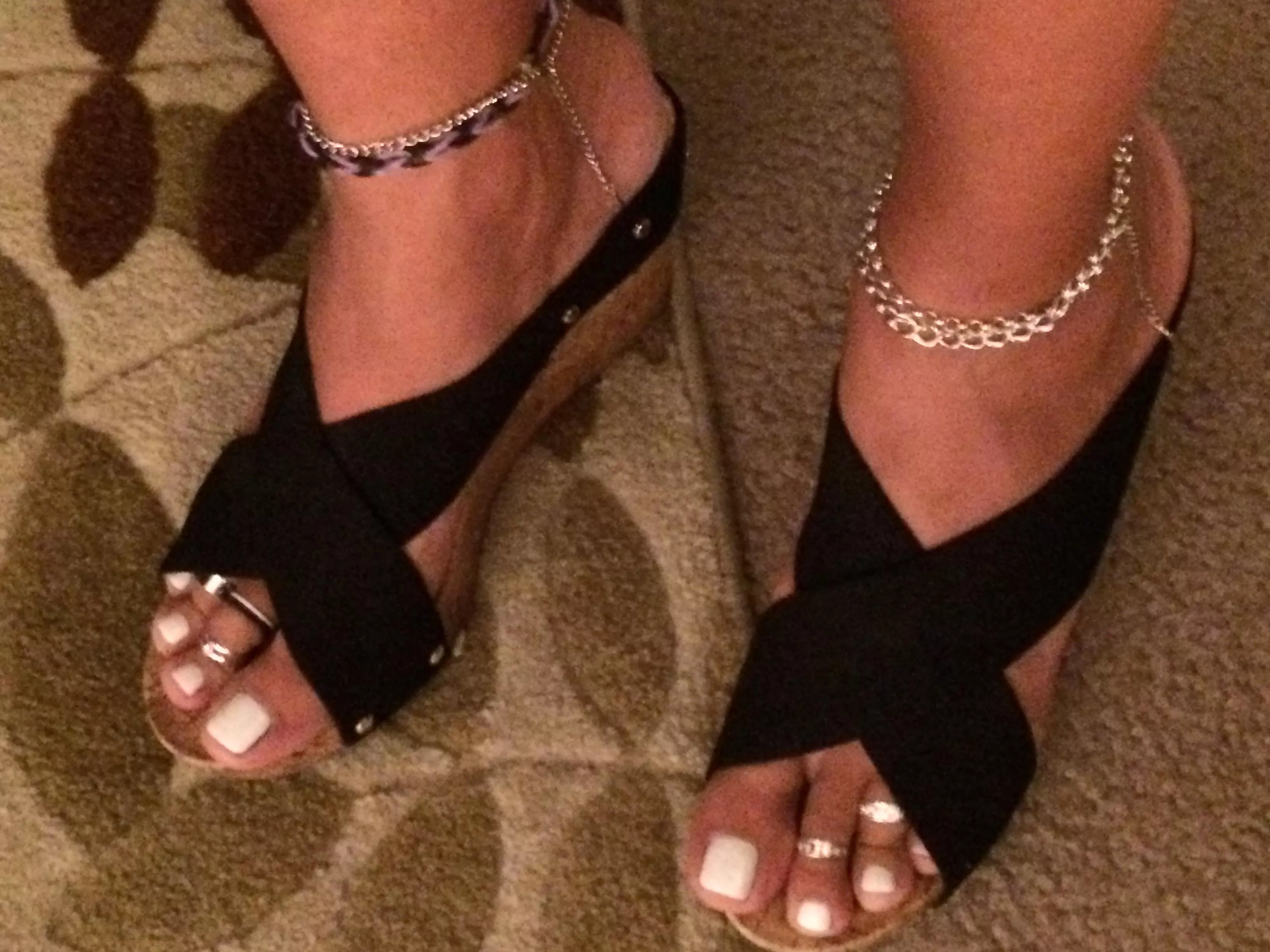 Toe rings!  posted by SexyFeetCD