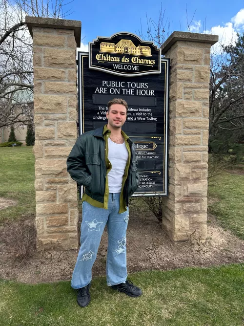 Trip to a Niagara vineyard! by buffyboyblues