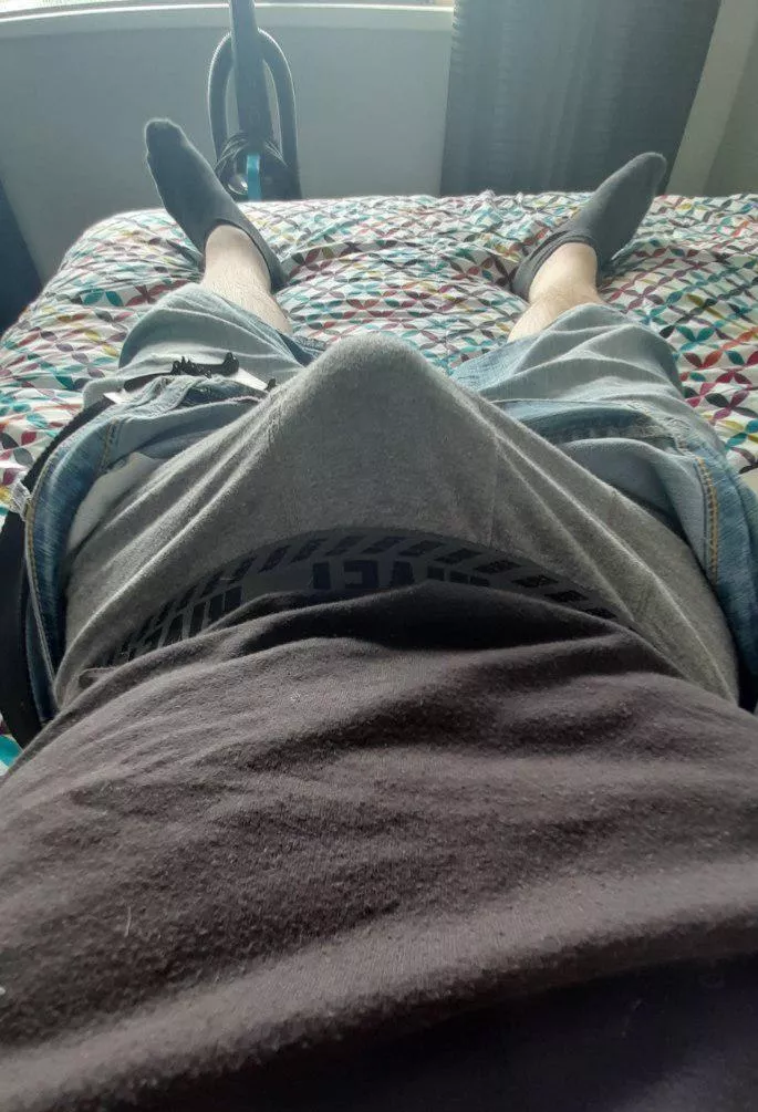 (43) chores can wait..... posted by flimsymask