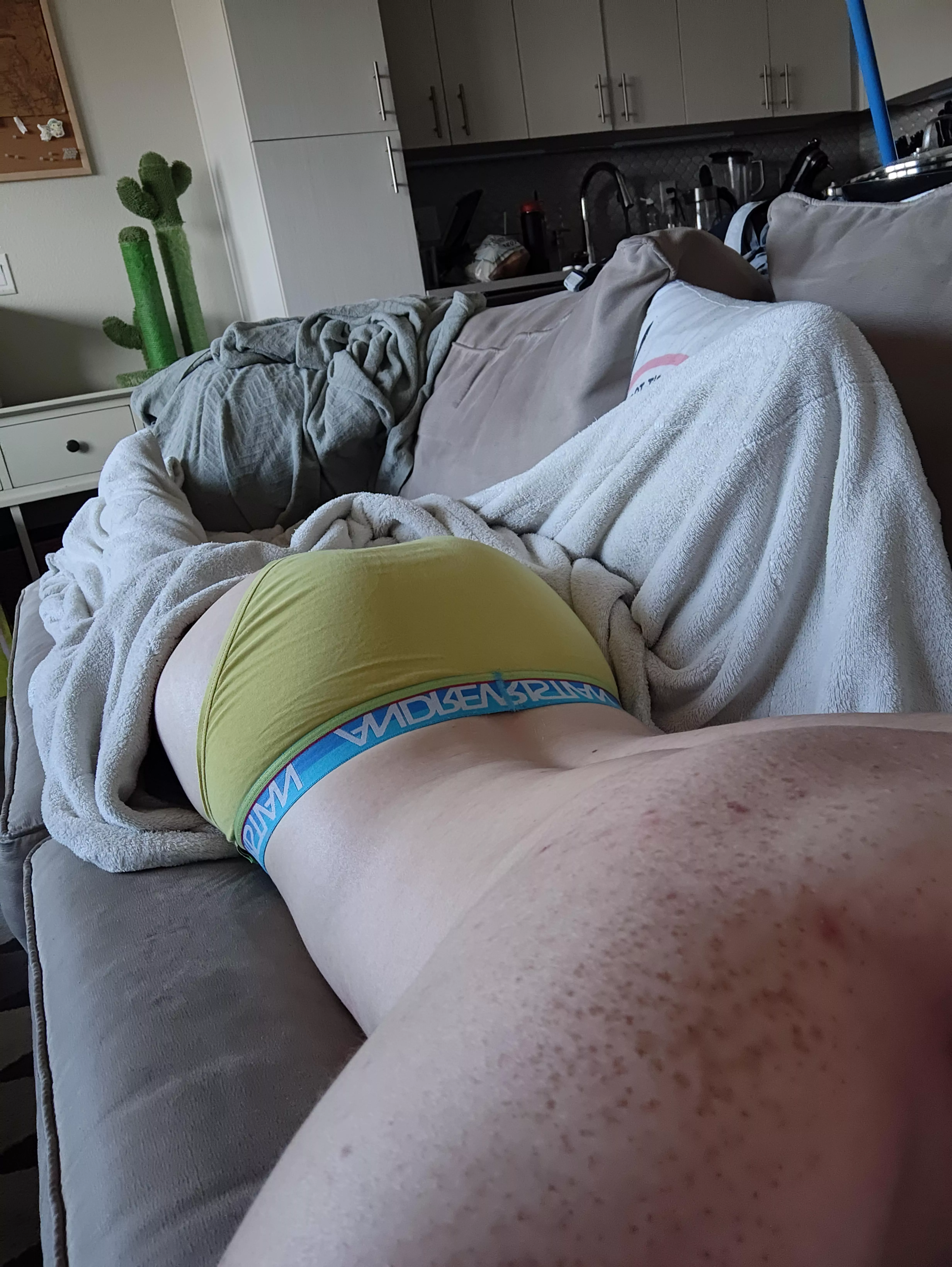 Any bros to fill me up? 😈 posted by Regular_Percentage16