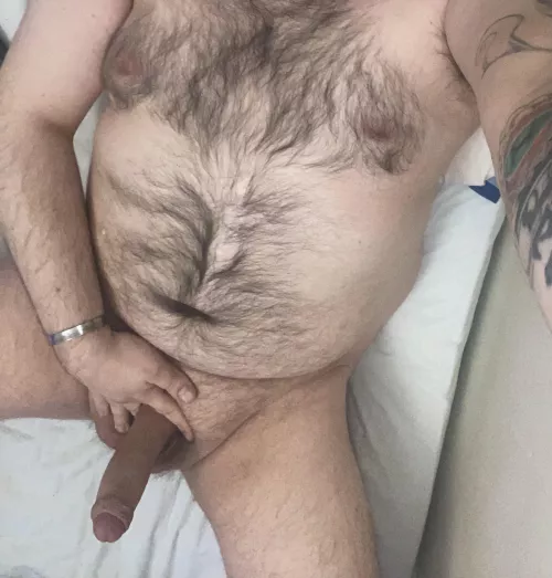 Any ladies like their men thicc and hairy? by TheMVP94
