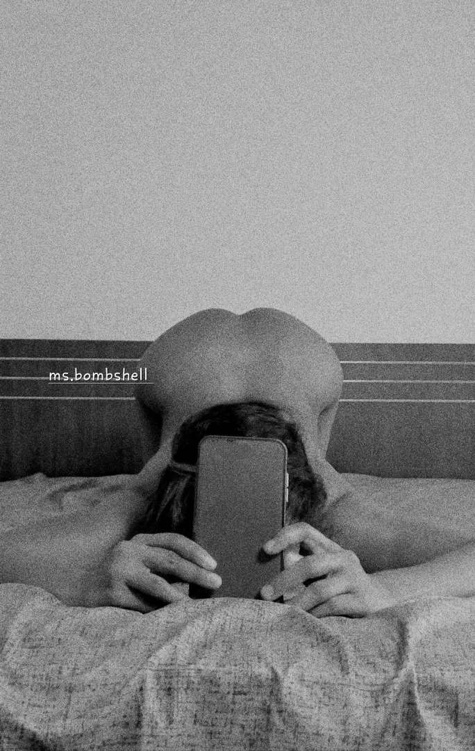Aren't you the one with the magic cock?Just sit on my throne  posted by hugekisses4u