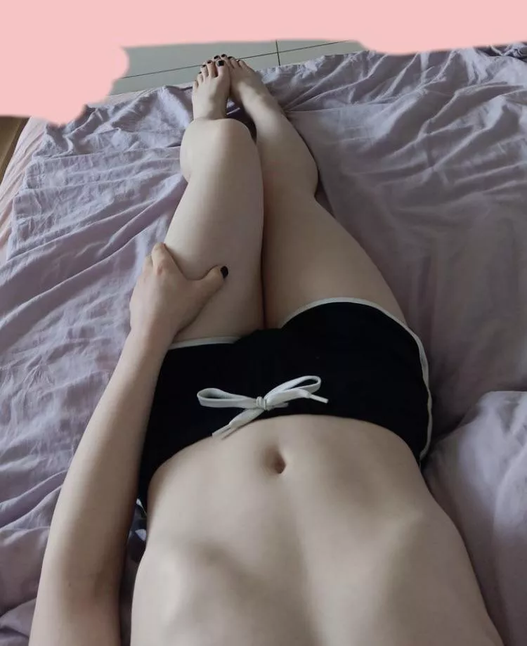 Boy tummy posted by Leading_Trash303