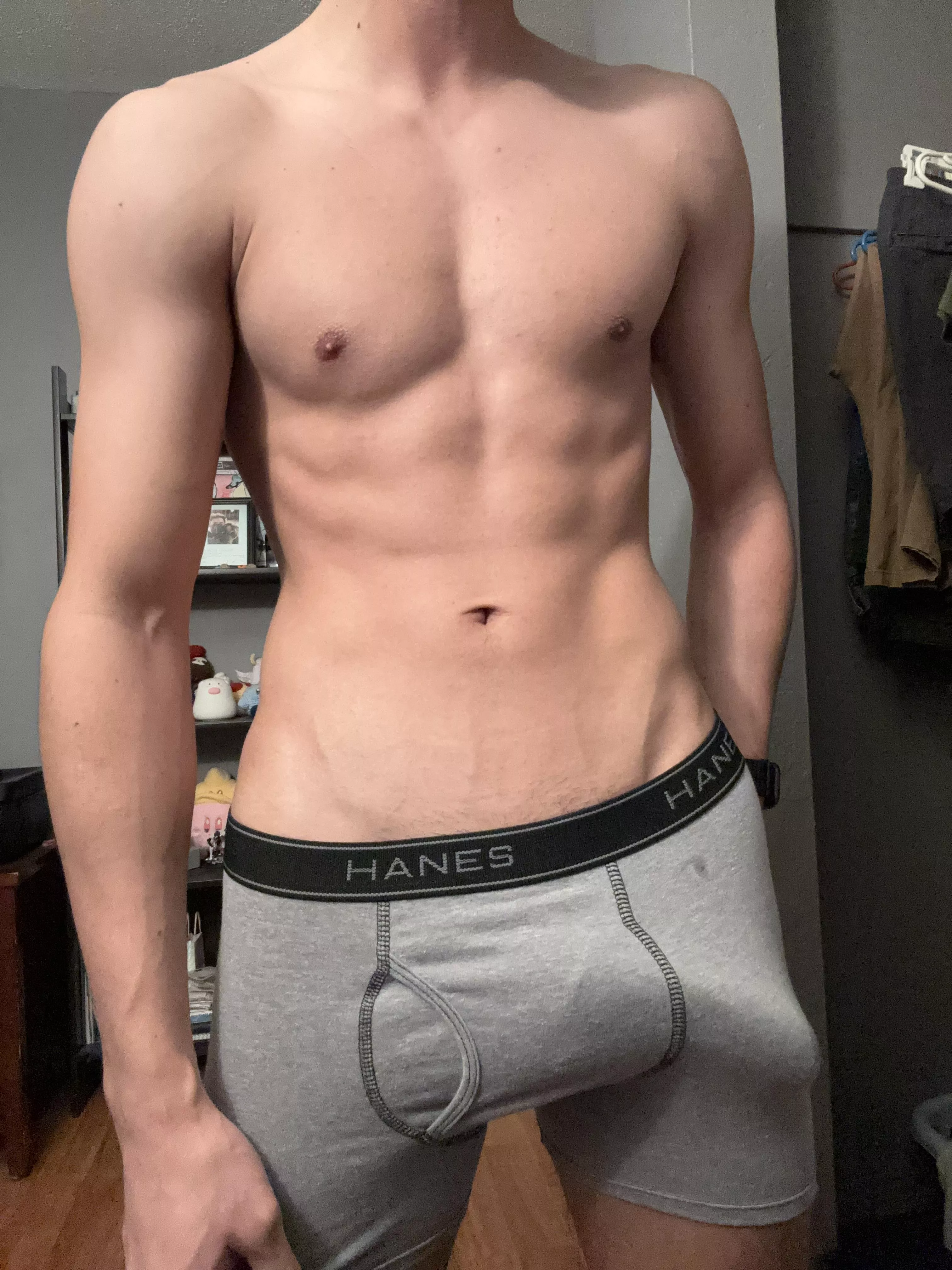 Bulging to the side posted by IMadeThisForMyCock