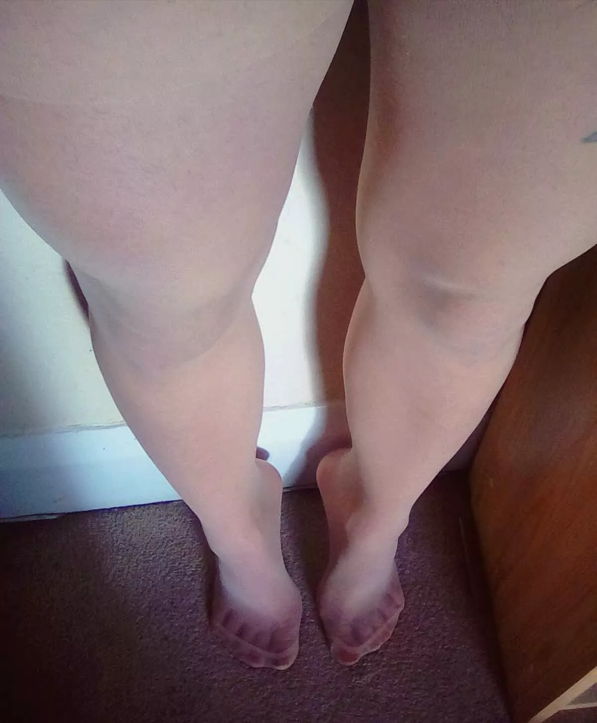 Calves thighs and feet  posted by uk_souls