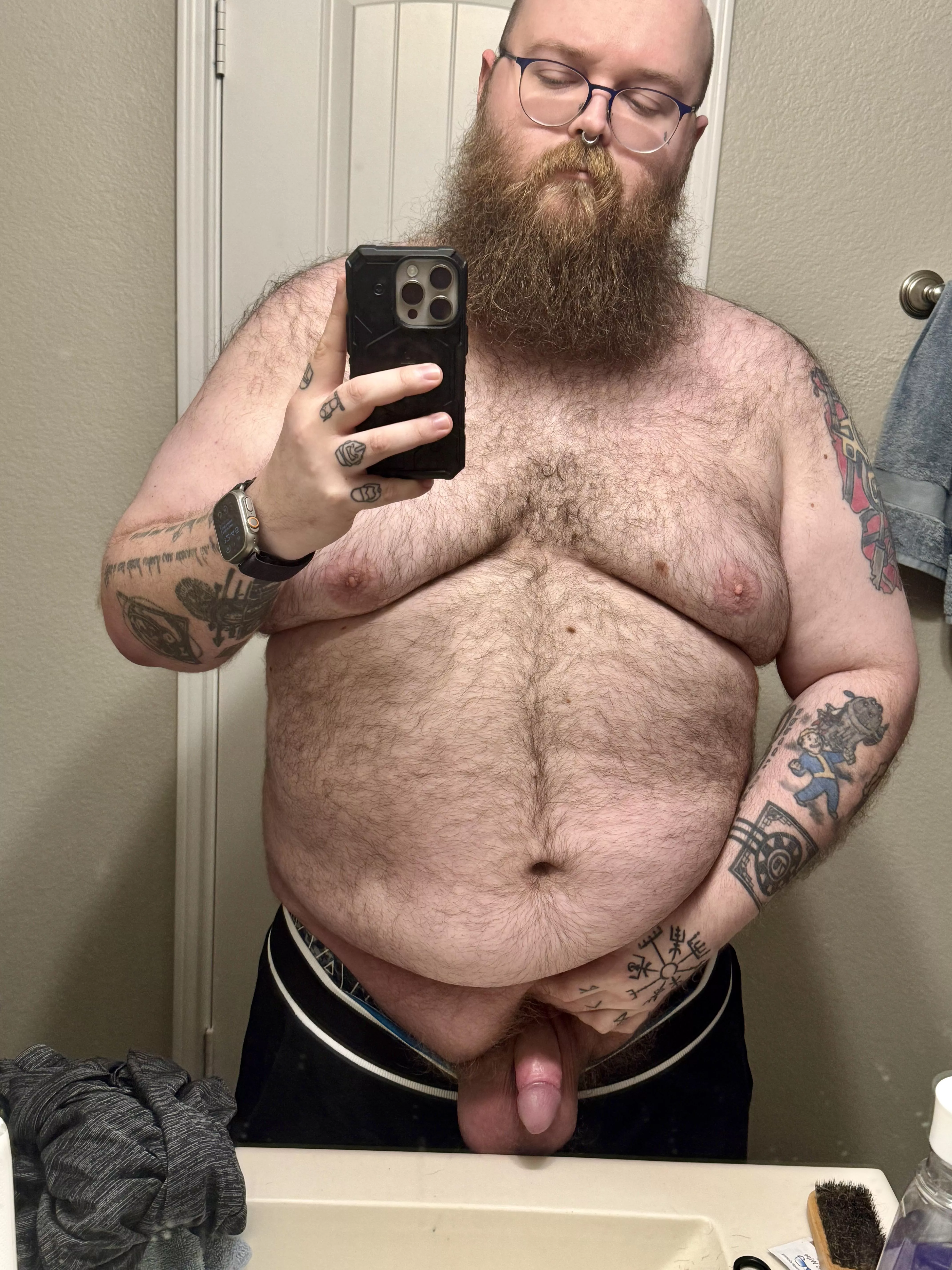 Do I fit in here 🧐 posted by thorbutweak