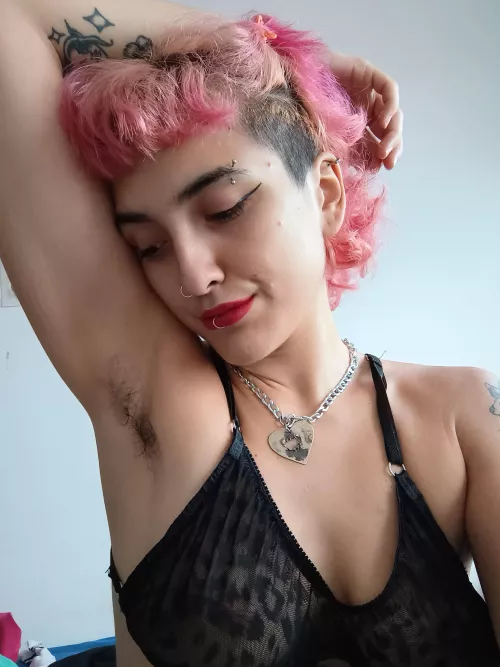 Do you wants to smell? by Esme420kinky