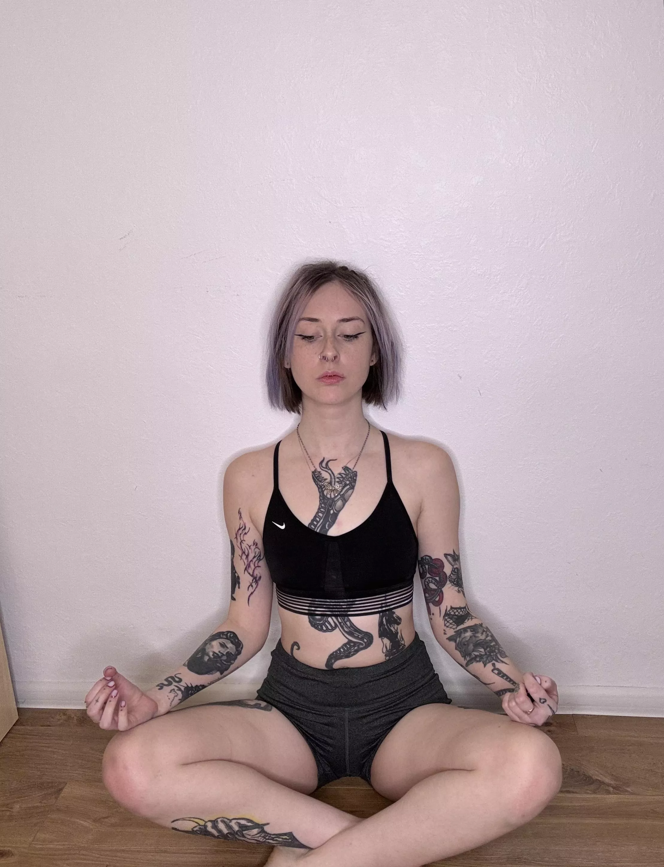 (F) Maybe you want to join me and see how flexible I really am posted by Womanlyclary12