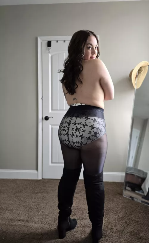 Going to a concert tonight...Got half my outfit picked out 😏 by Allie-n-Daddy