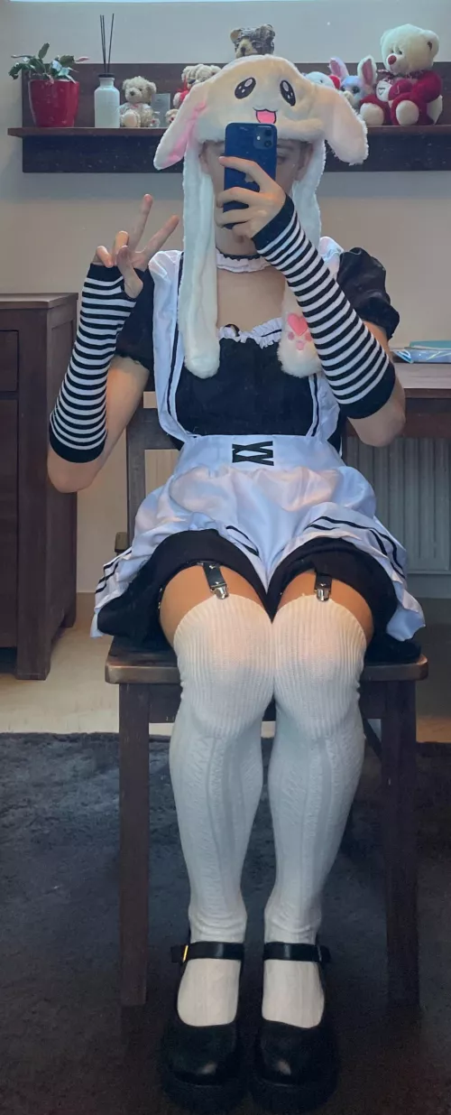 haiiii >.< by Smooth-Big7948