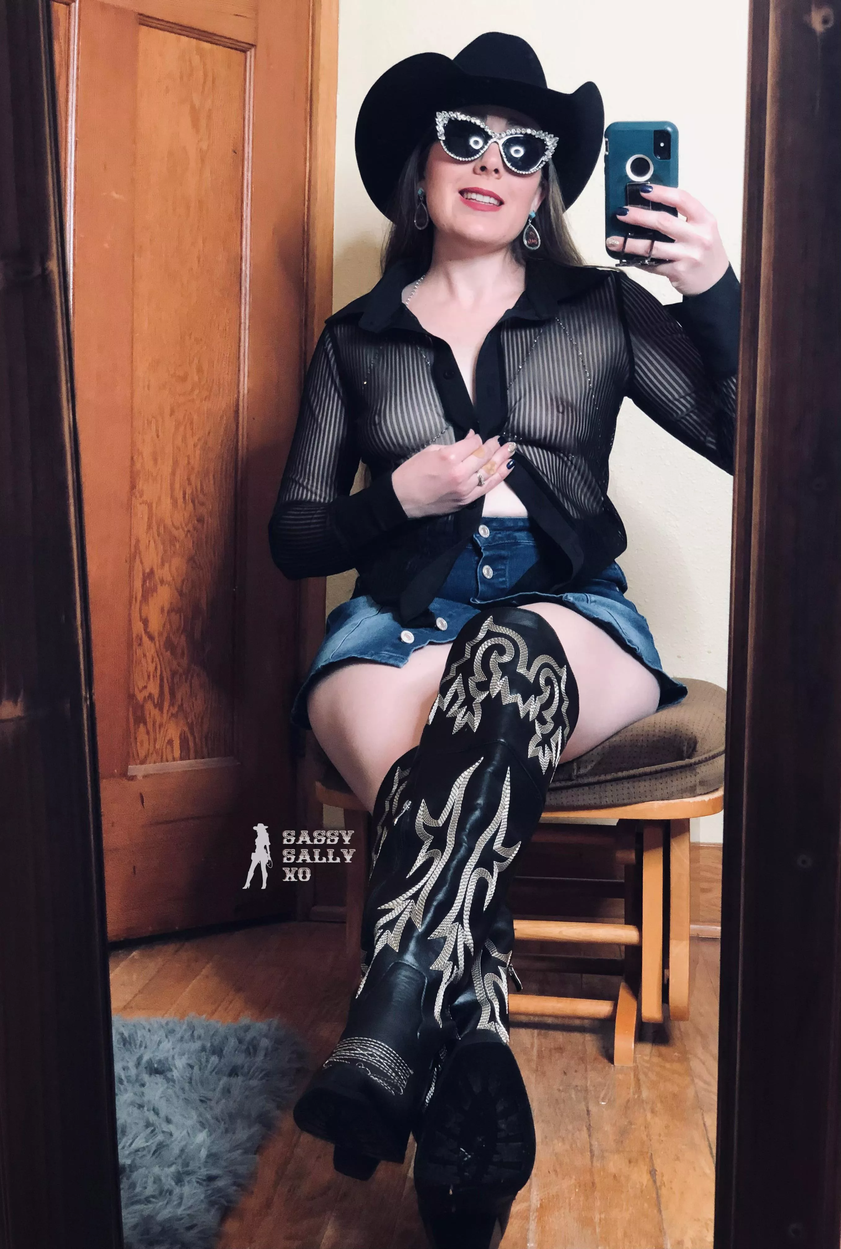 Hey cowboy, let’s go for a ride posted by SassySallyXO