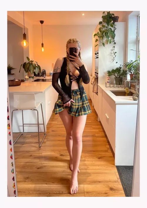 I know lt's big, I'll be gentle by NinjaSalt1037