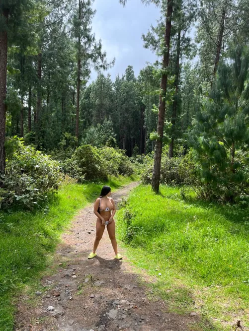 i saw someone looking at me by BroadAppearance9141