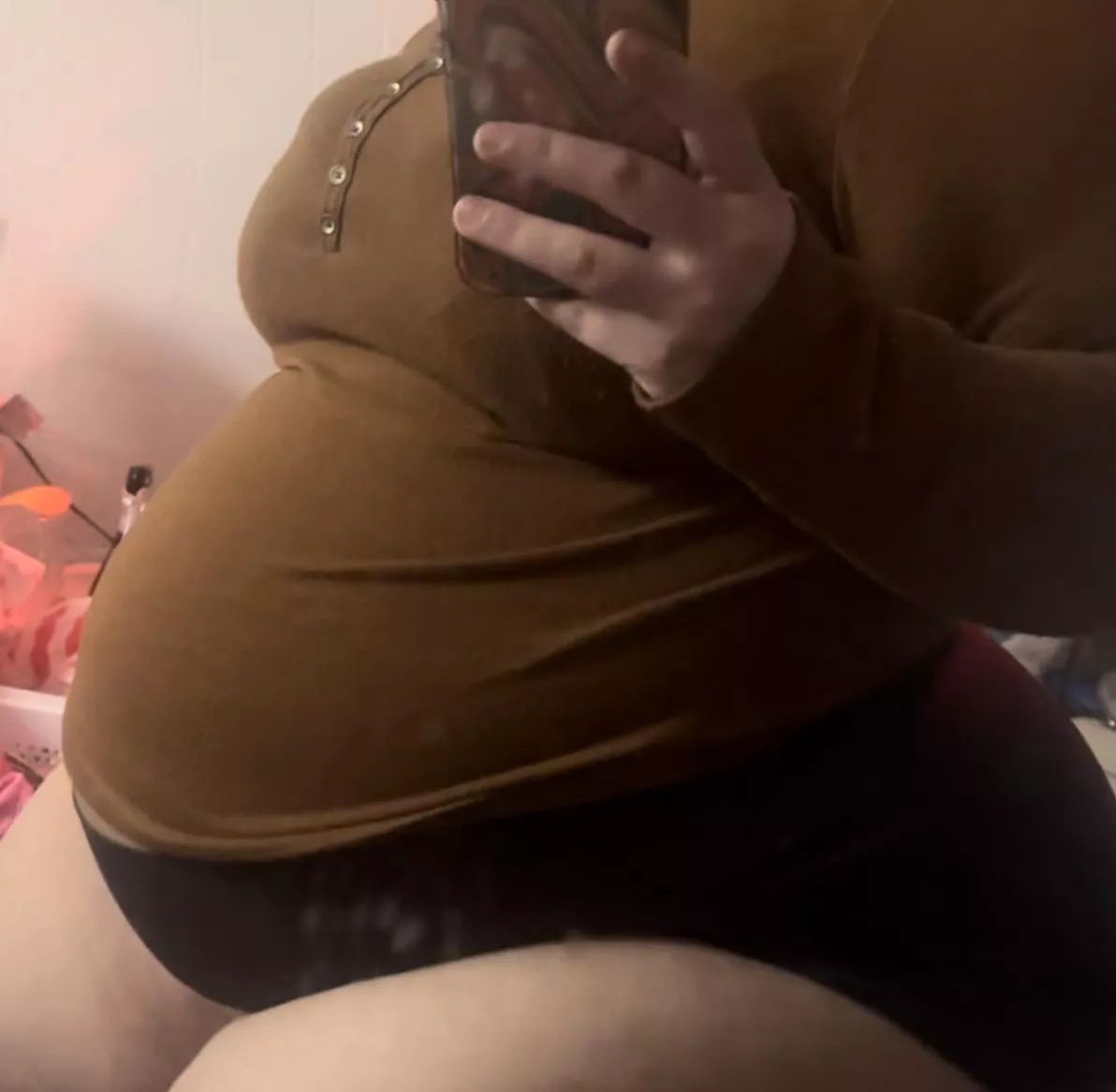 little miss pot belly posted by guttslut