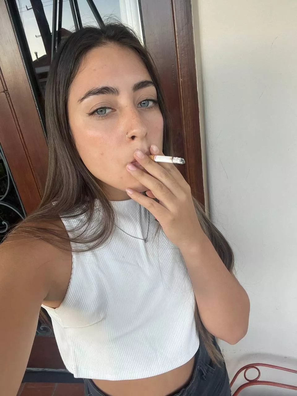 Looking for a partner in crime to smoke with me? posted by rosomagu