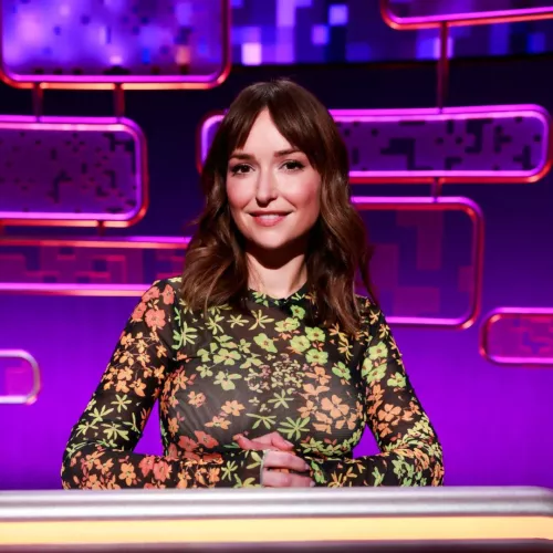 Milana Vayntrub by J3ndelowde