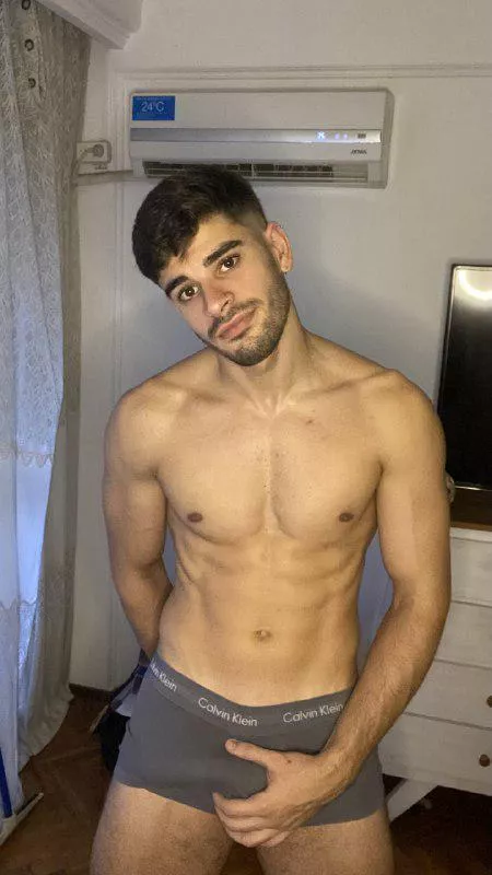 Need some help with my big problem posted by temptationking