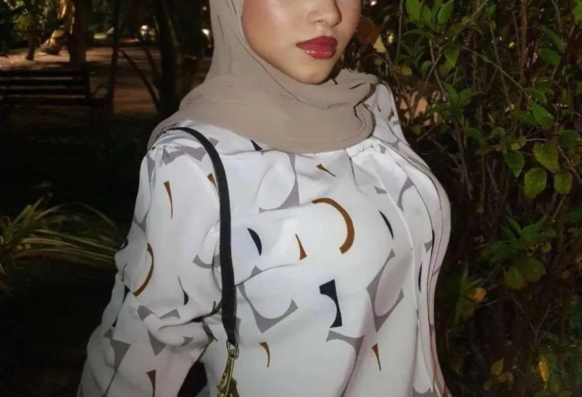 Not a massive Tits but Bra Line visible posted by userisRR