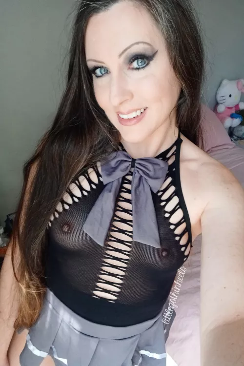 over 40 and going gray but still a nympho (43F) by littlegothinheels