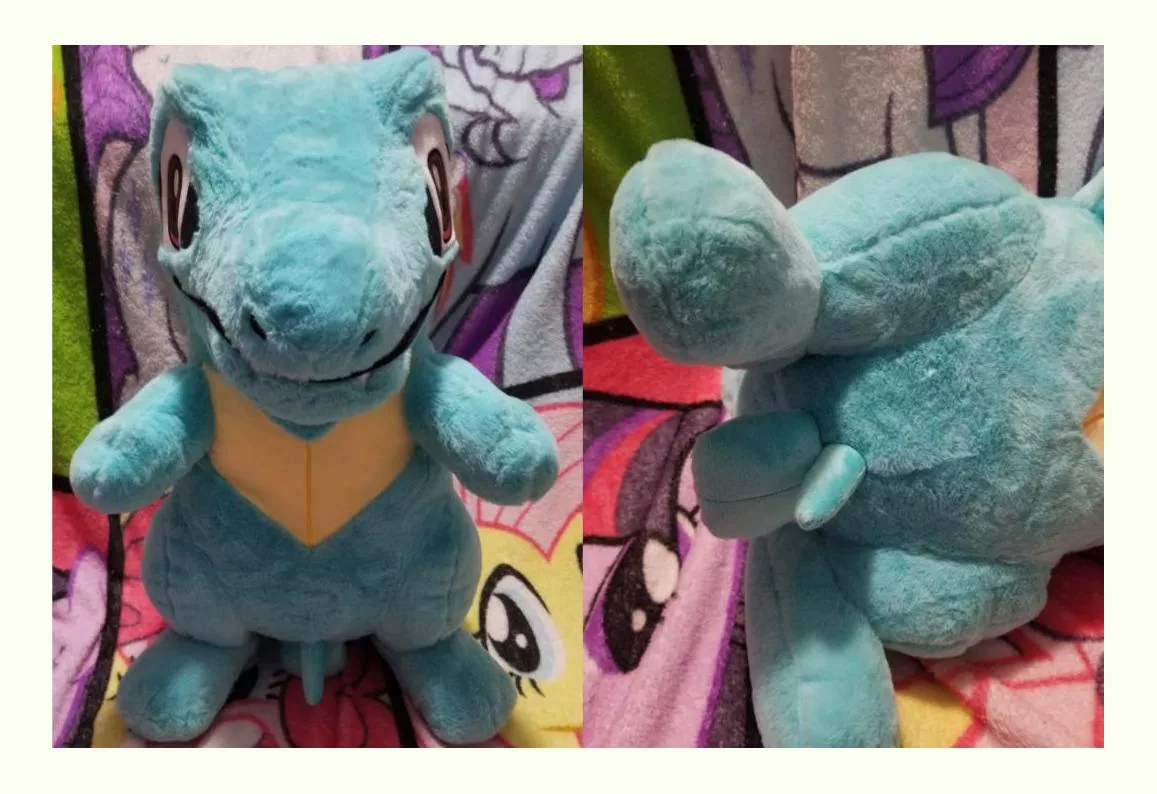 Recently commissioned NSFW fuckable male Totodile with simple sheath and bails [M] (Furrysale) posted by Unique-Statement-467