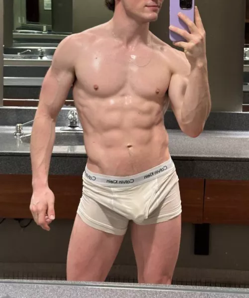 twinks add realnftwunk;) by tootnum