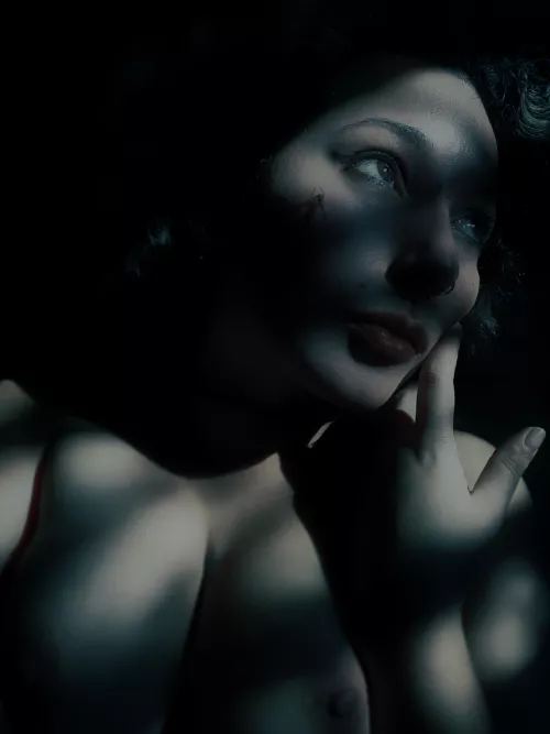 Waiting for the poison by ThePandorasBoxxx