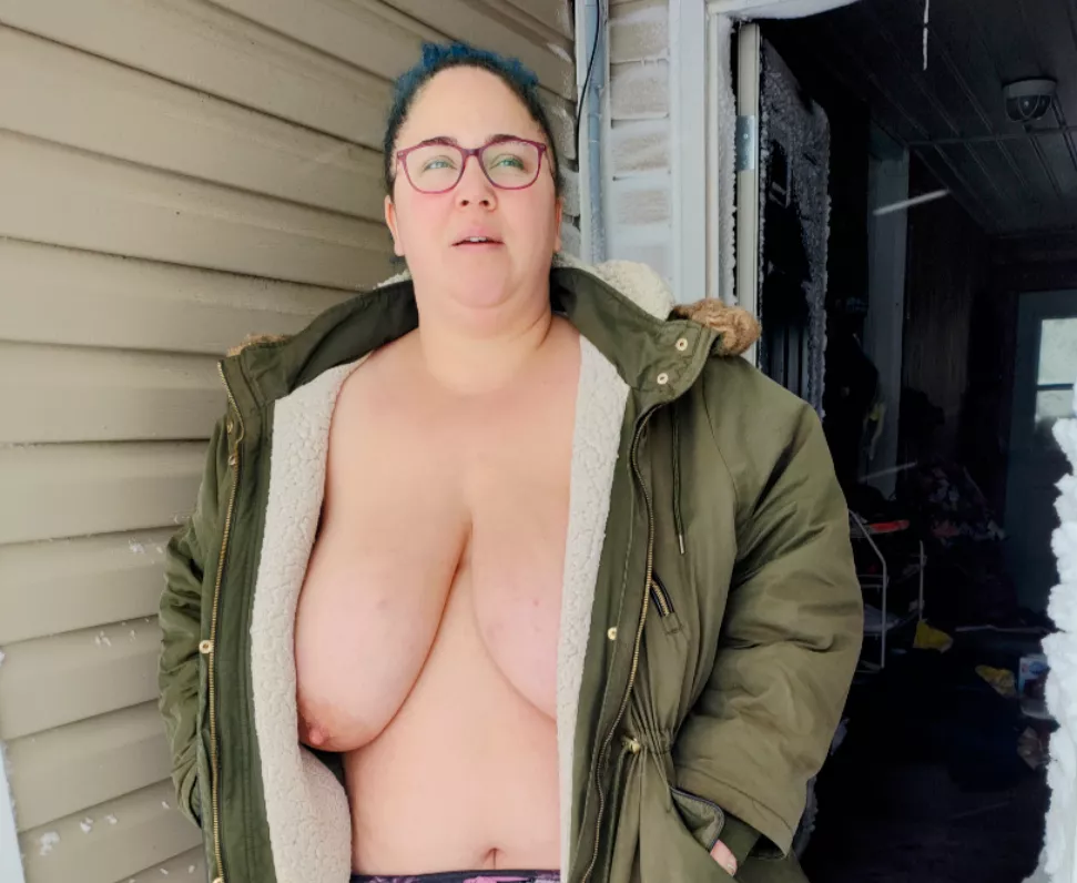 Waiting for the snow plow  posted by bipolybbw