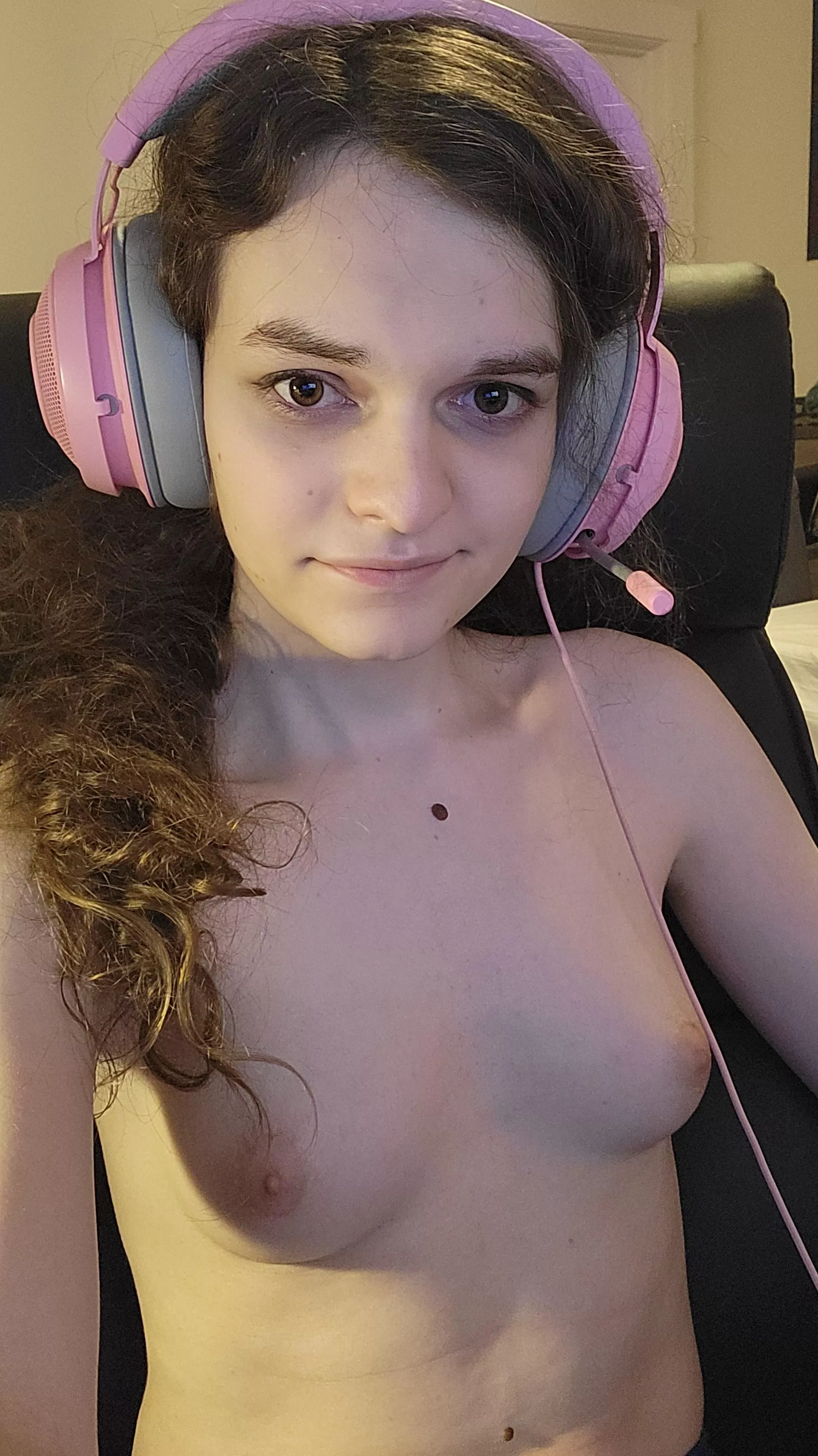 Would straight boys like me?  posted by yourgirlclo